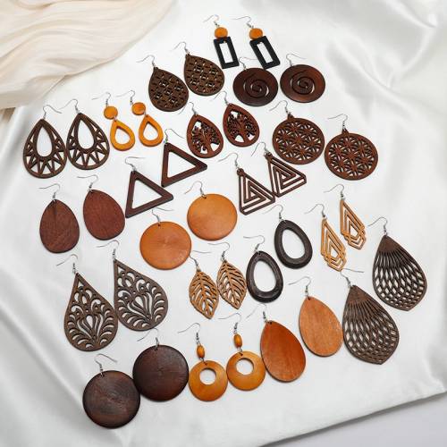 Donarsei Vintage Hollow Wood Earrings For Women Bohemia Geometric Dangle Earrings Boho Jewelry