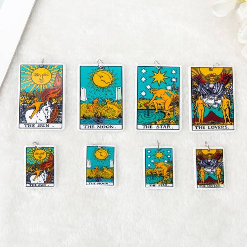 10Pcs Small Size 34*25 MM Tarot Card Game Magical Divination Charms Resin Sun Moon And Lovers DIY Accessory Necklace Pendant