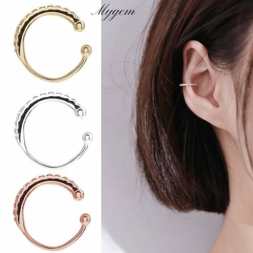1PC Classic Gold Hoop Ear Cuffs Without Piercing Cartilage Earrings For Women 2021 Fashion Temperament Girl CZ Clip Conch Earrin