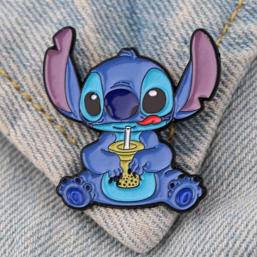 YQ560 Disney Cute Stitch Enamel Pins Blue Alien Monster Brooch Cartoon Icons Badge for Bags Denim Collar Lapel Pin Jewelry Gift