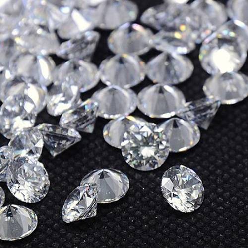 NBEADS 1000pcs Cubic Zirconia Cabochons - Grade A - Faceted - Diamond - Clear - 2mm