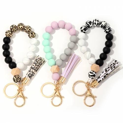 Silicone Keychain For Keys Wood Beads Bracelet Keyring For Men Colorful Keychain For Keys Accessories Wholesale Trend 2021 New
