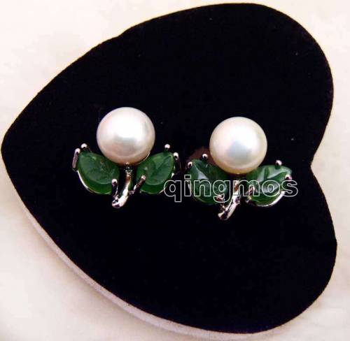 7-8mm white Flat Round Natural freshwater pearl With carved green leaf earring-ear472