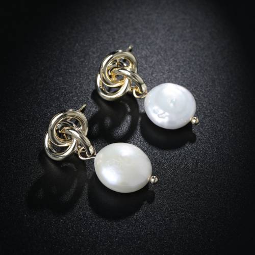 Blucome 2019 Trendy Korea Design Drop Earrings For Women Girl Geometric Irregular Natural Freshwater Pearl Earring Gifts Aretes