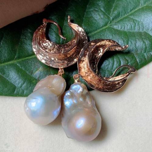Fashion natural white Baroque Pearl gold 18k Earrings gift Halloween Hook Fashion Freshwater Lucky CARNIVAL Mother's Day